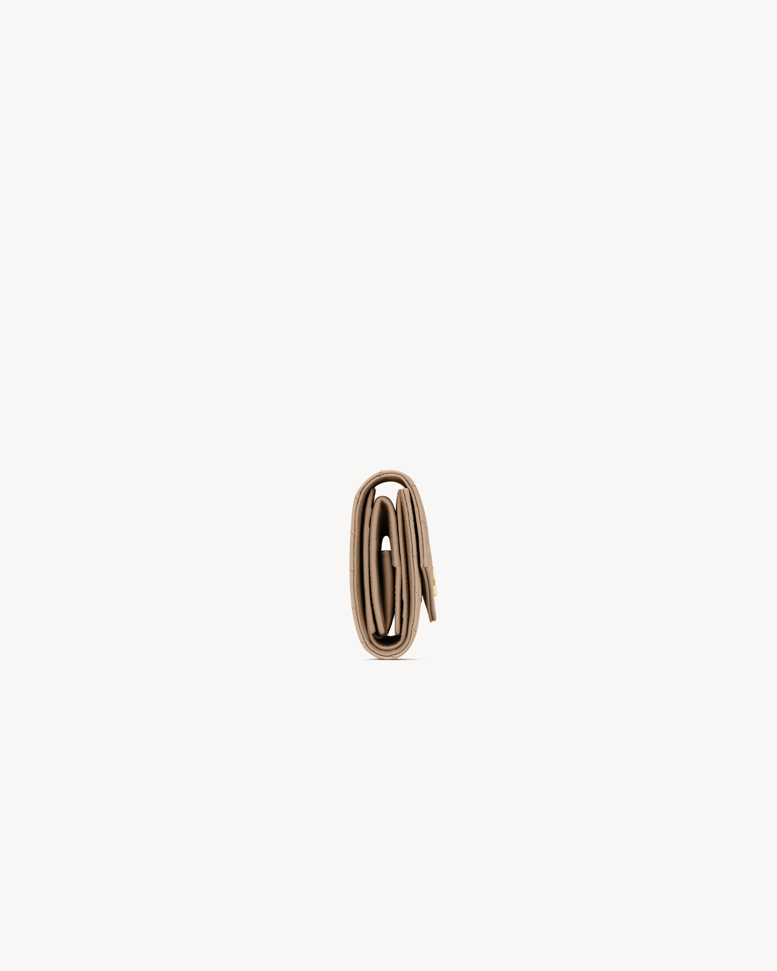 Многосложный кошелек Cassandre с мателассe из кожи Grain de Poudre Saint Laurent, бежевый — фото 3