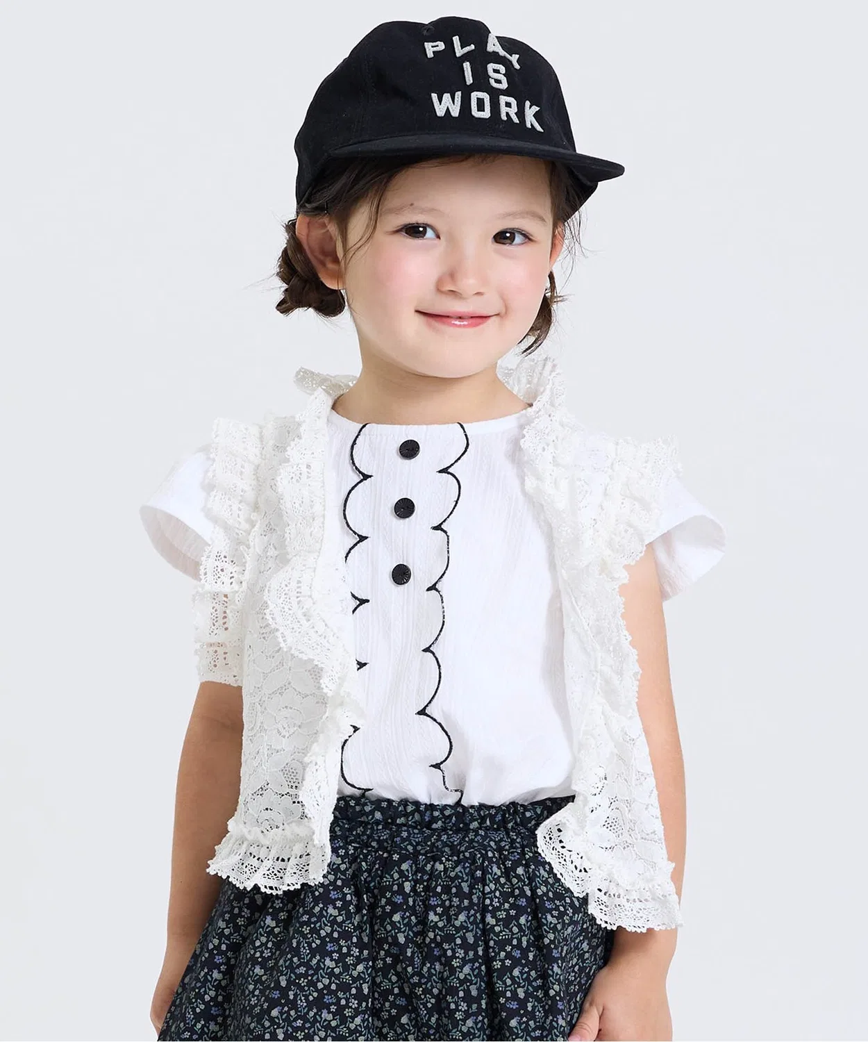 Детский жилет с кружевом Boribon, Off White