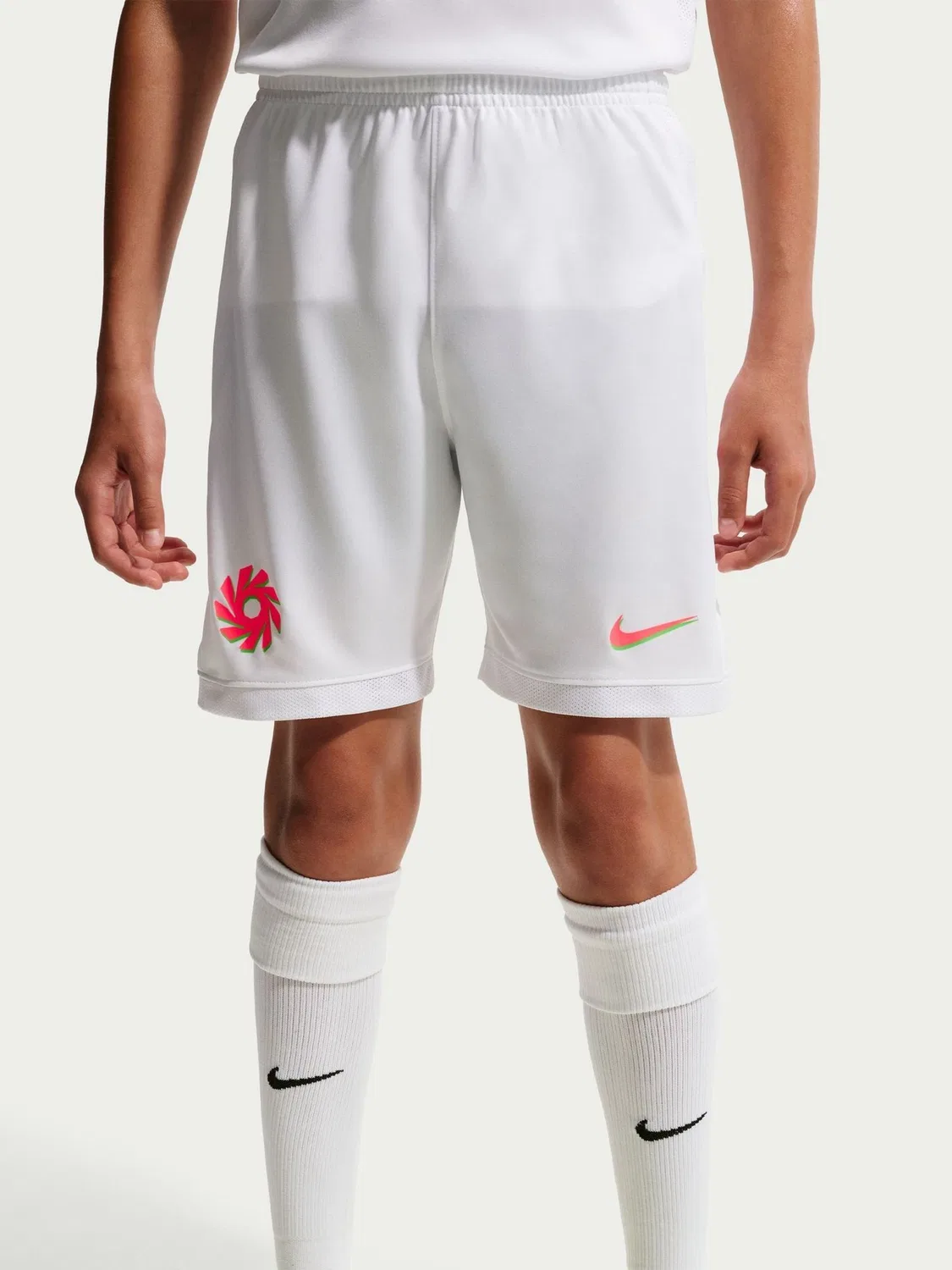 Шорты футбольные Erling Haaland Academy Dri-FIT Nike, белый