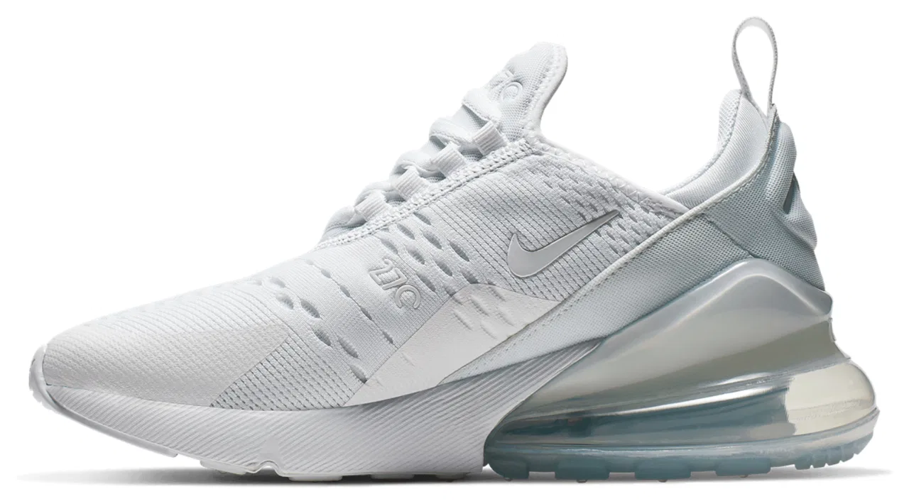 Кроссовки для мальчиков Air Max 270 Nike, цвет White/White/Metallic Silver — фото 2