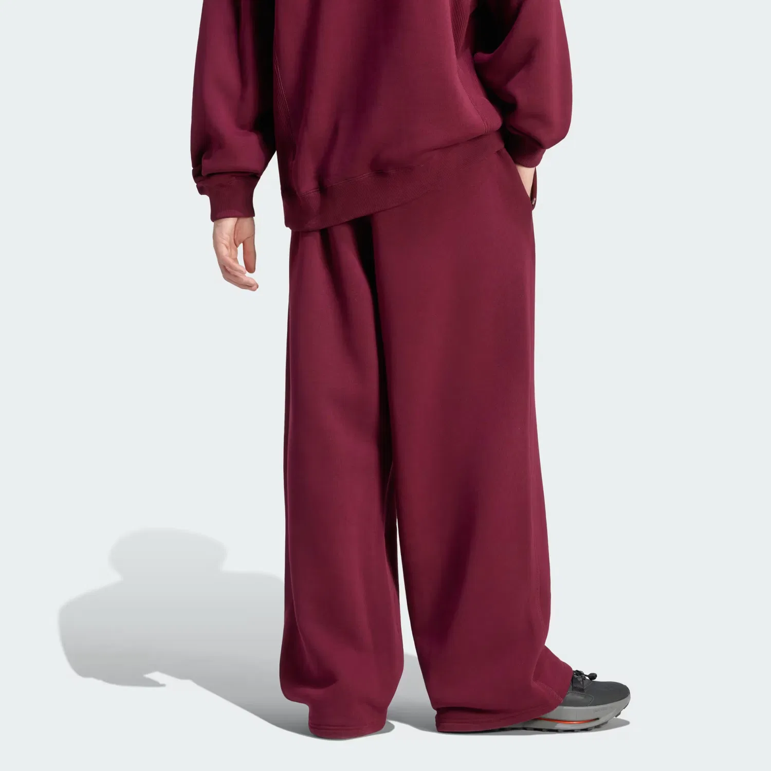 Мужские спортивные штаны свободного кроя Equipment Open Hem Adidas Originals, бордовый — фото 2