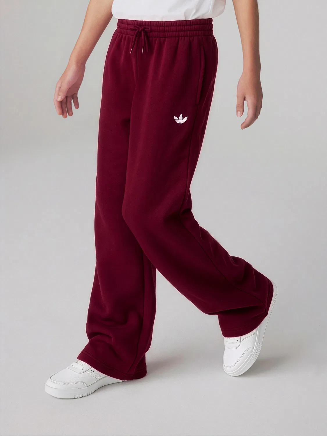 Джоггеры с широкими штанинами adidas Originals, бордовый