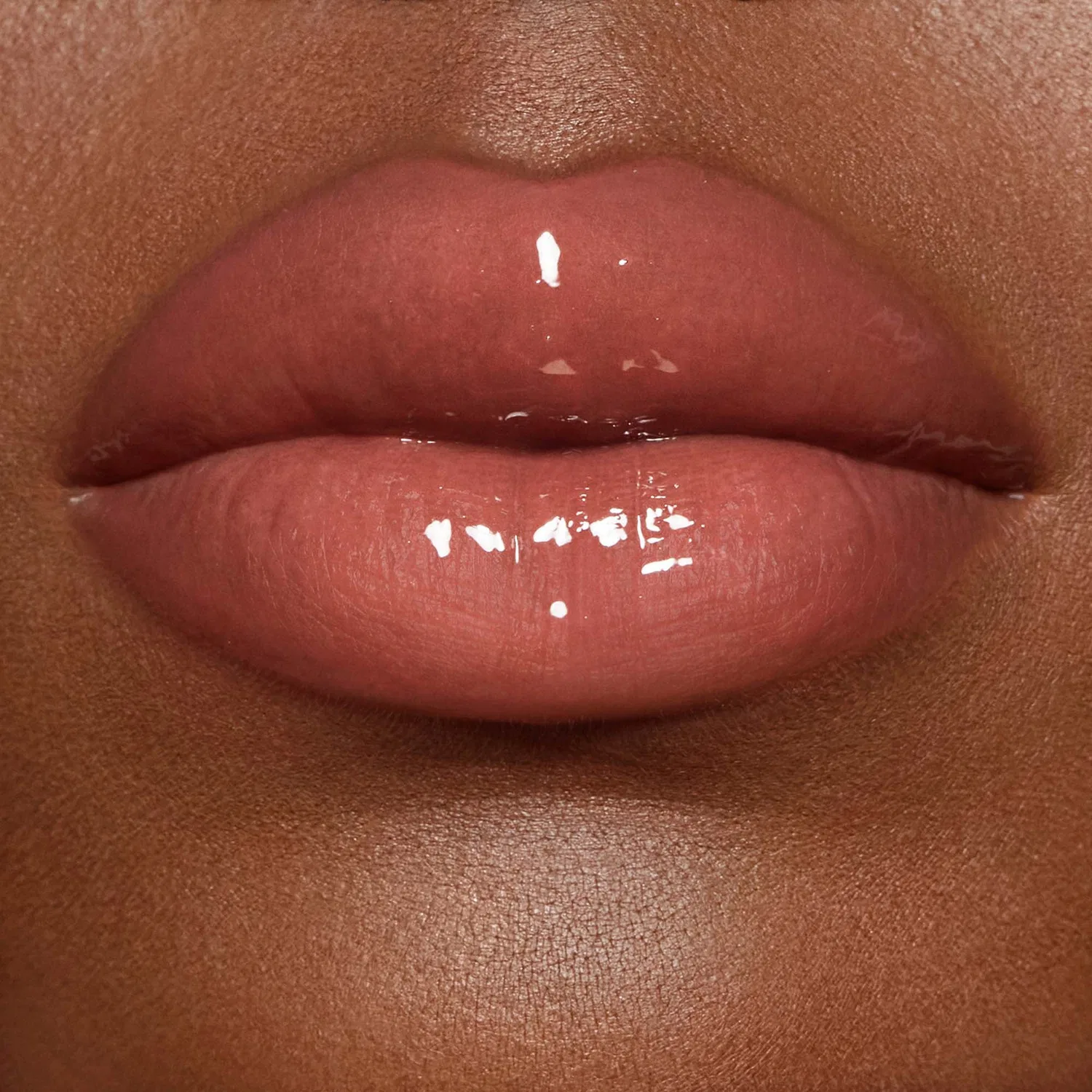 Блеск для губ увеличивающий Pillow Talk Big Lip Plumpgasm Charlotte Tilbury, Fair/Medium — фото 4