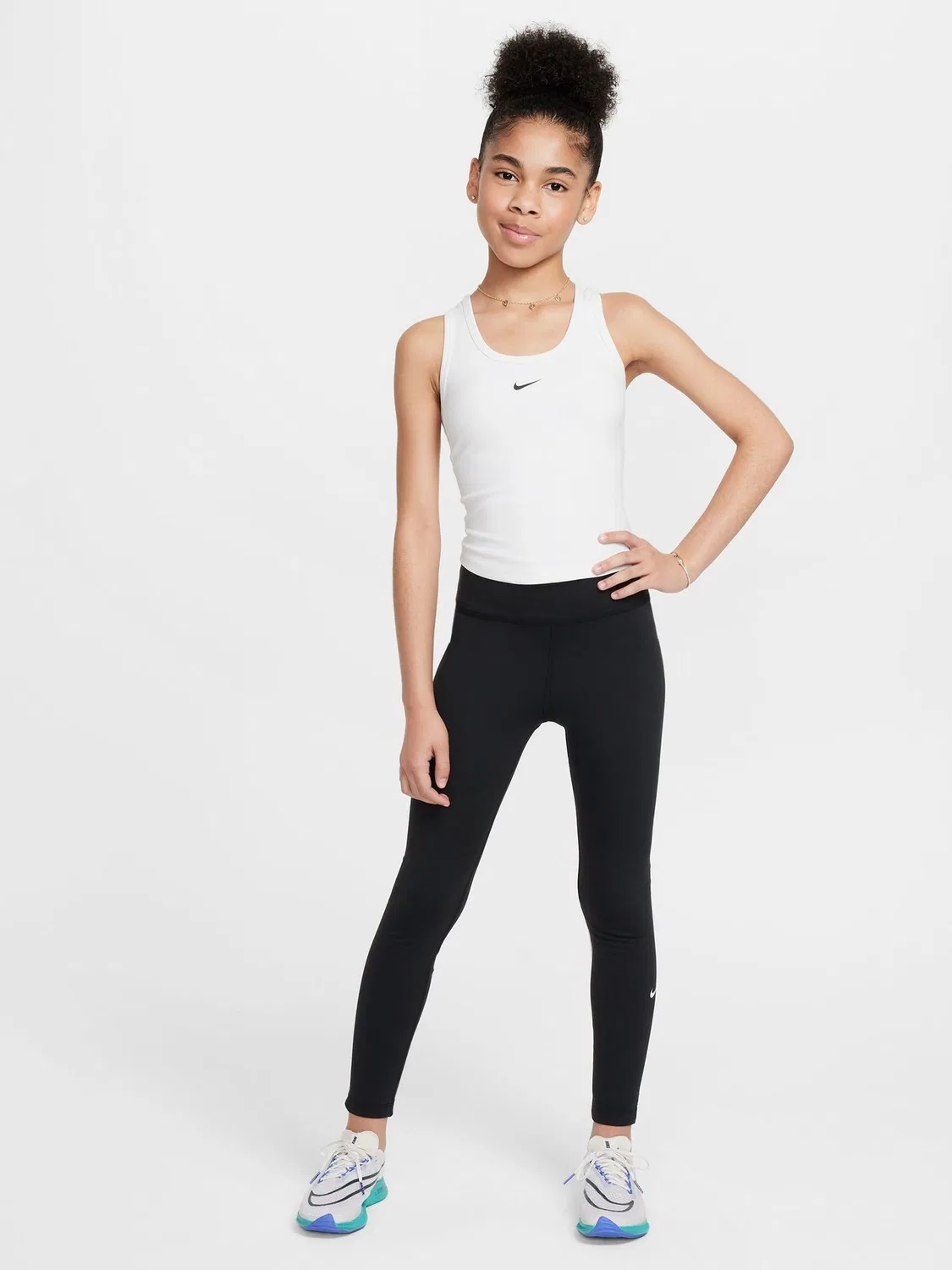 Топ Nike One Fitted Dri-FIT, белый — фото 3
