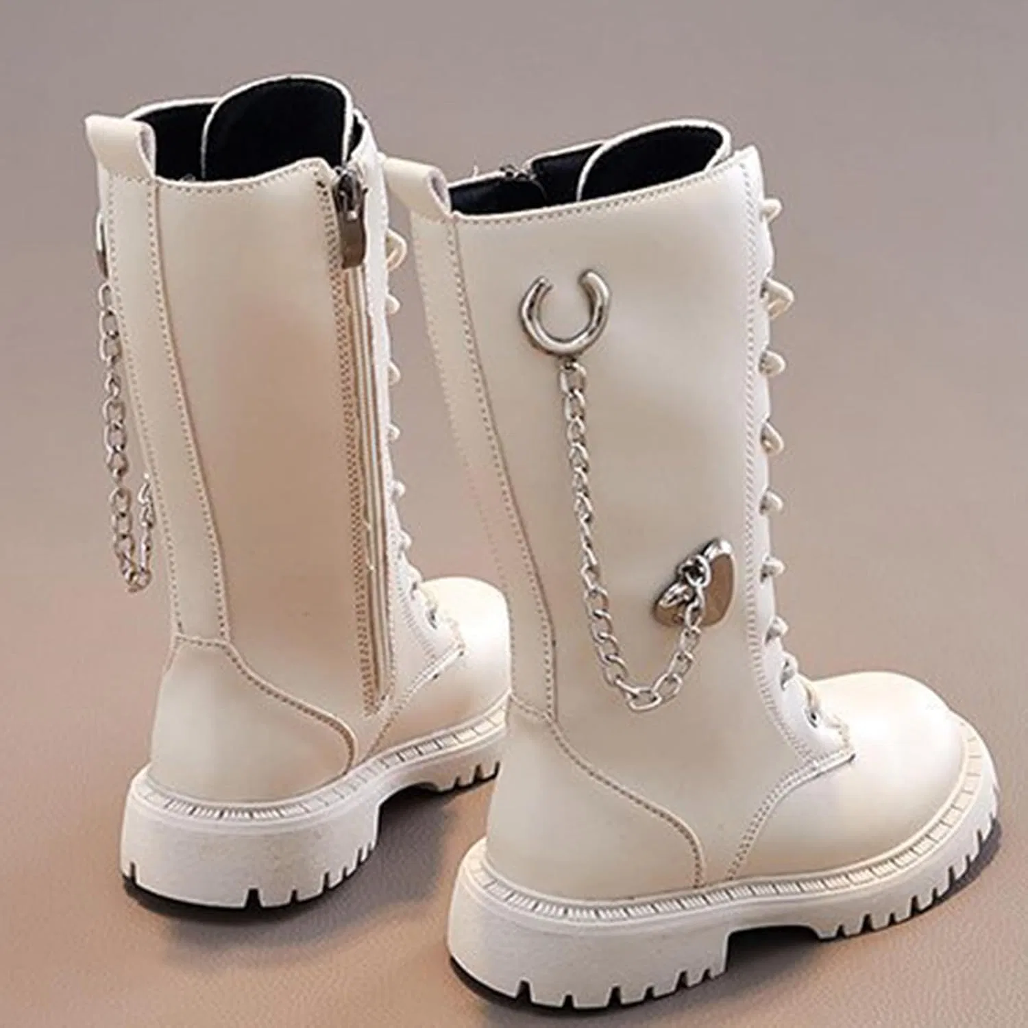 Детские сапоги с принтом для девочек и мальчиков Cowboy Boots Lace Up Heart Chain Decor, White — фото 3