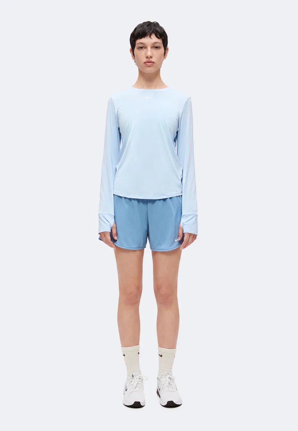 Классический вариант - блузка с длинными рукавами Nike Performance, Hydrogen Blue/White — фото 2