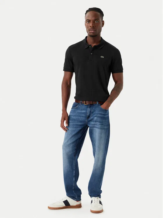 Футболка поло Lacoste Regular Fit, однотонная, черный — фото 2