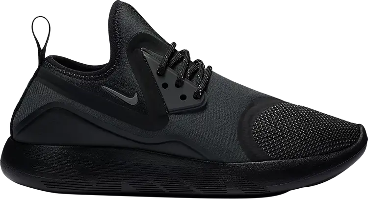 

Кроссовки Nike Wmns LunarCharge Essential, черный