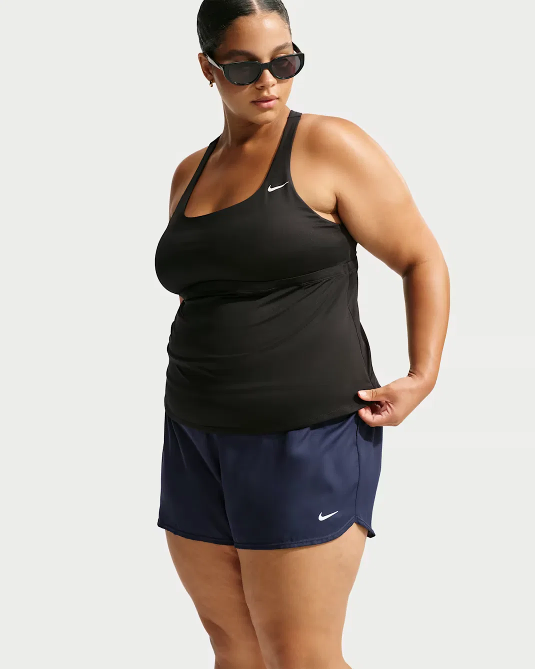 Женские плавки-шорты (большие размеры) Nike Swim Effortless Essential, Midnight Navy — фото 2