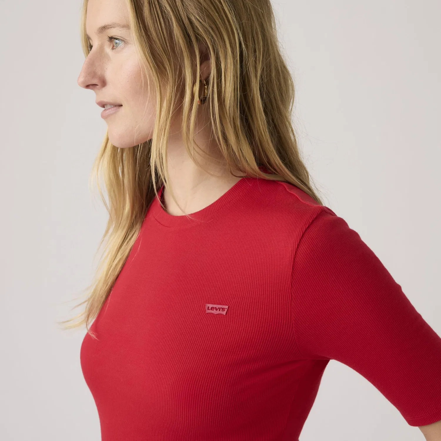 Женская футболка с принтом Luca Slim Tee Levi's, Urban Red — фото 4