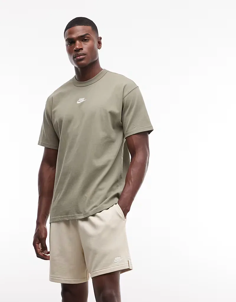 Шорты Nike Club French Terry, бежевый