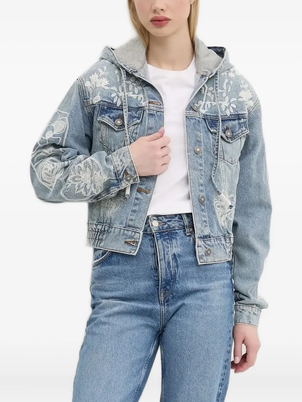 

Джинсовая куртка с капюшоном и вышитыми цветами Desigual