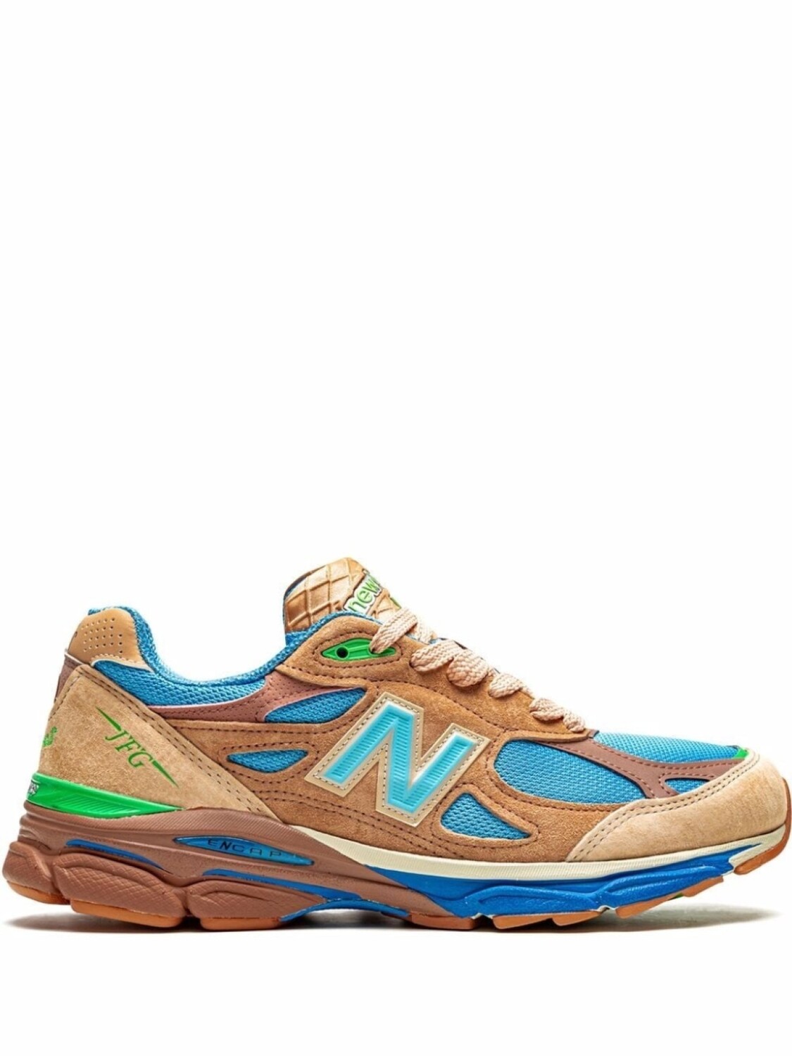 

New Balance кроссовки 990V3 Outside Clothes из коллаборации с Joe Freshgoods, нейтральный цвет