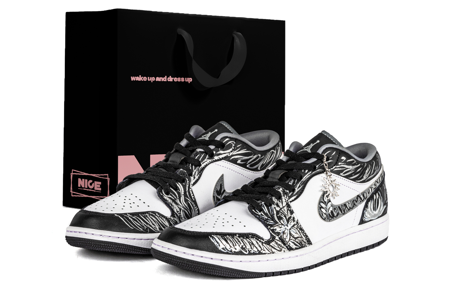 

Air 1 устойчивые к истиранию дышащие низкие винтажные баскетбольные кроссовки Unisex Black Silver Jordan, черный серебряный