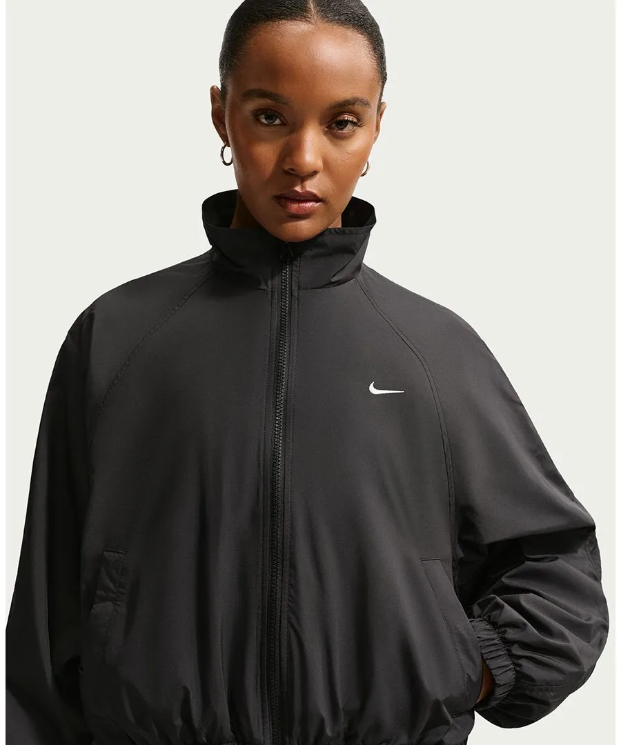 Женская спортивная куртка оверсайз с защитой от УФ-излучения Sportswear Nike, черный/sail — фото 3