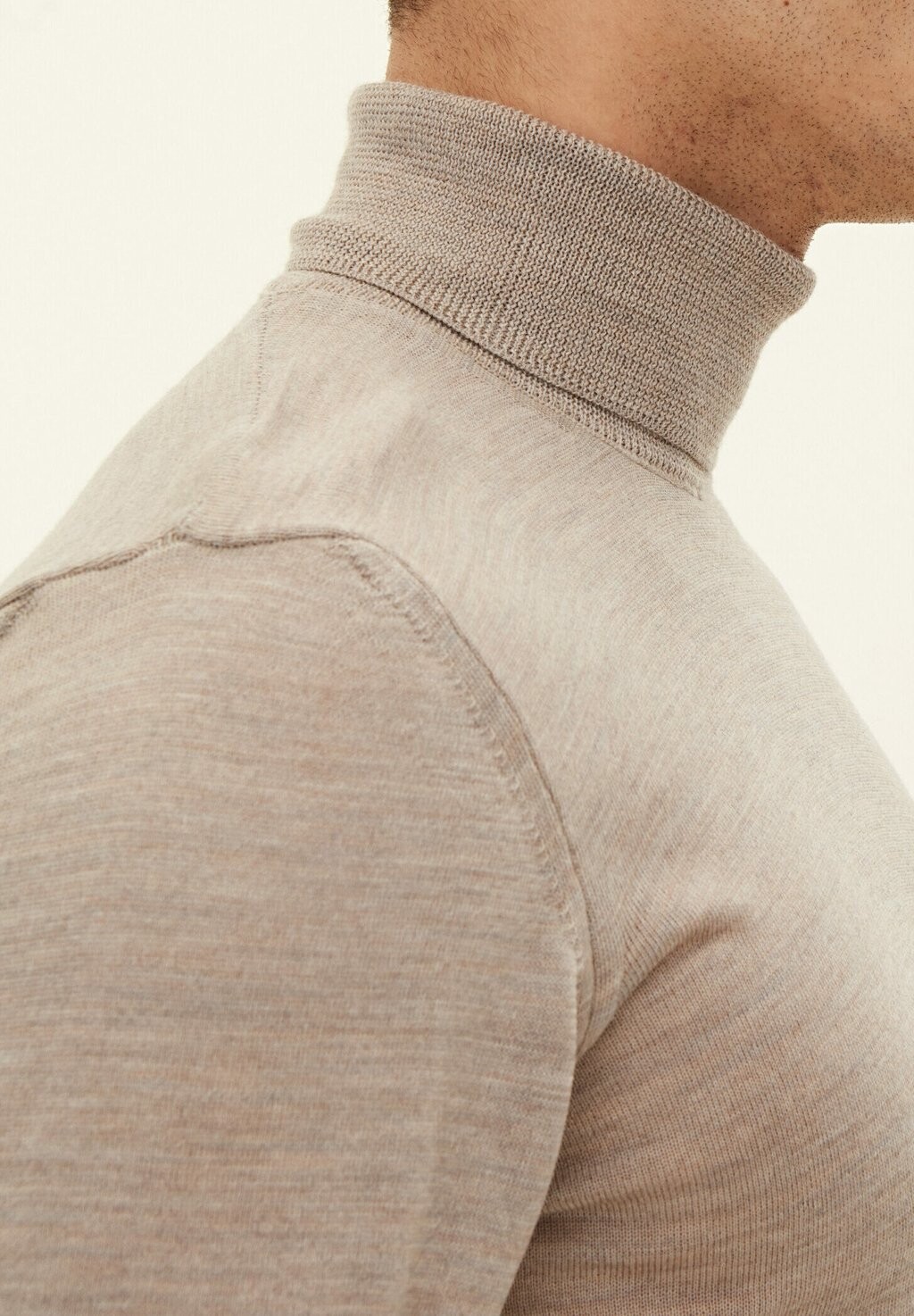 

Джемпер MARCEL ROLLNECK Oscar Jacobson, светло-коричневый