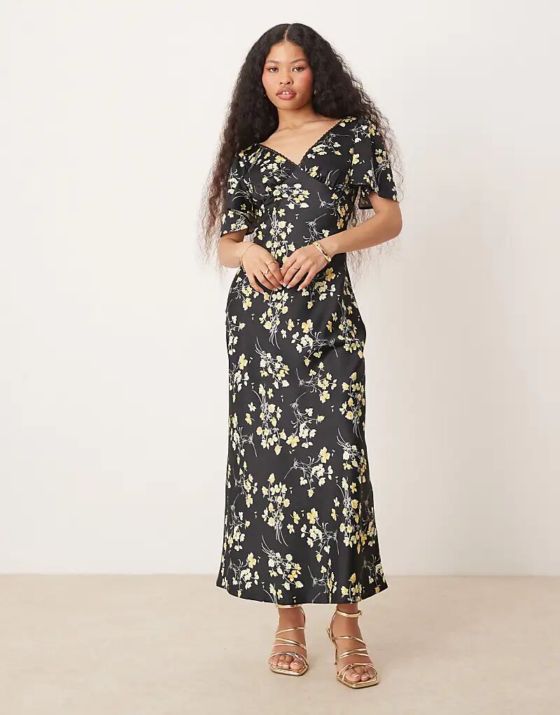 

Платье миди с v-образным вырезом и цветочным принтом Miss Selfridge