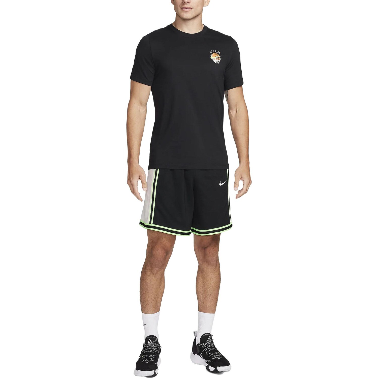 

Футболка мужская черная Nike, черный