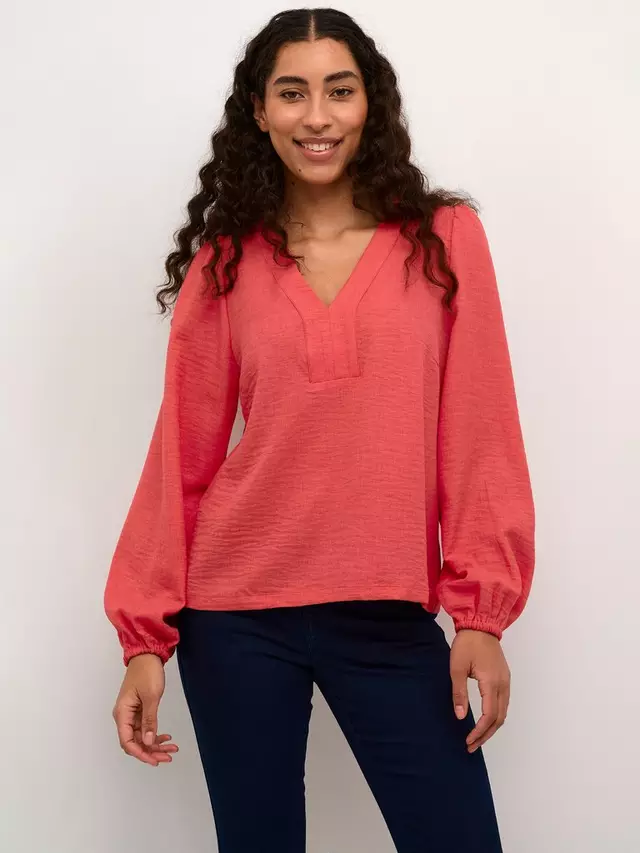 

Блуза KAFFE Elise V-Neck, цвет cayenne