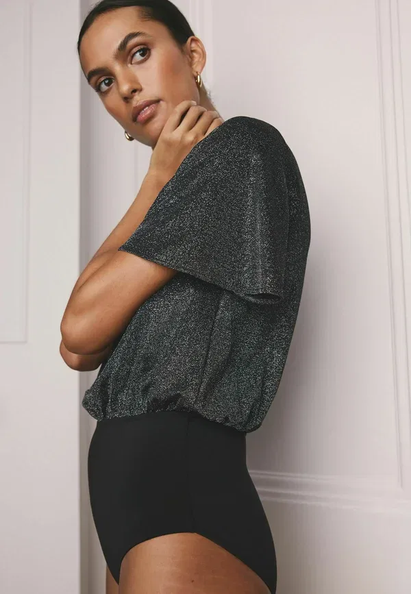 Футболка Next Regular fit fluted sleeve body, черный серебристый — фото 4