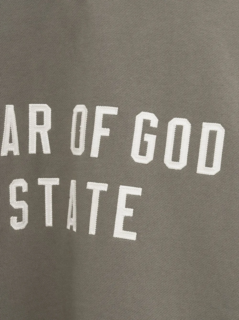 Толстовка с вышитым логотипом Fear Of God Essentials, зеленый — фото 3