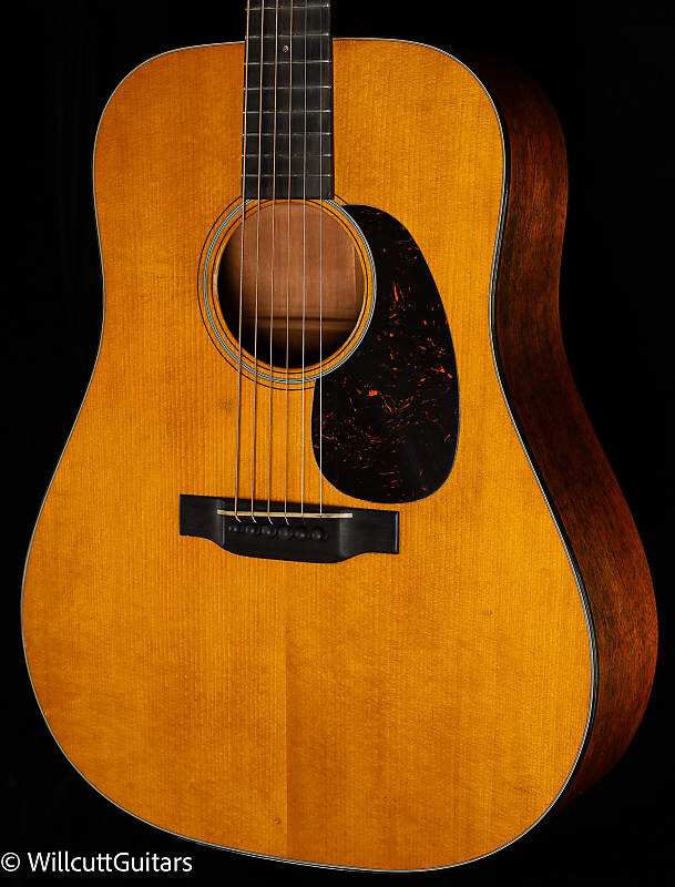 

Акустическая гитара Martin D-18 Authentic 1937 VTS Aged