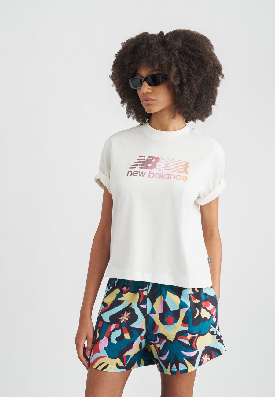 

Футболка New Balance GRADIENT RUNNER, White/Off-White