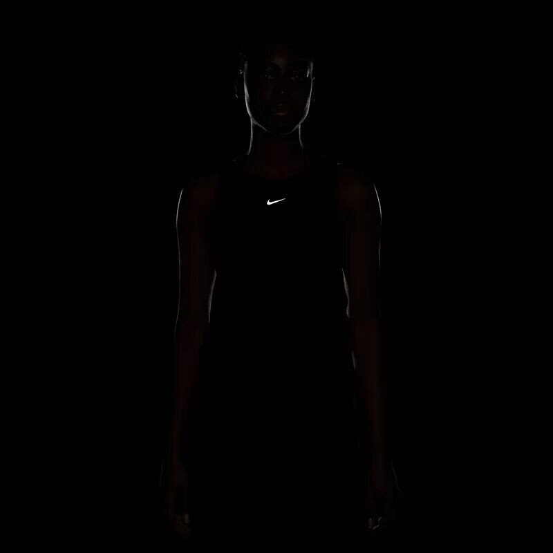 Женская майка Nike One Classic Dri-FIT, черный — фото 4