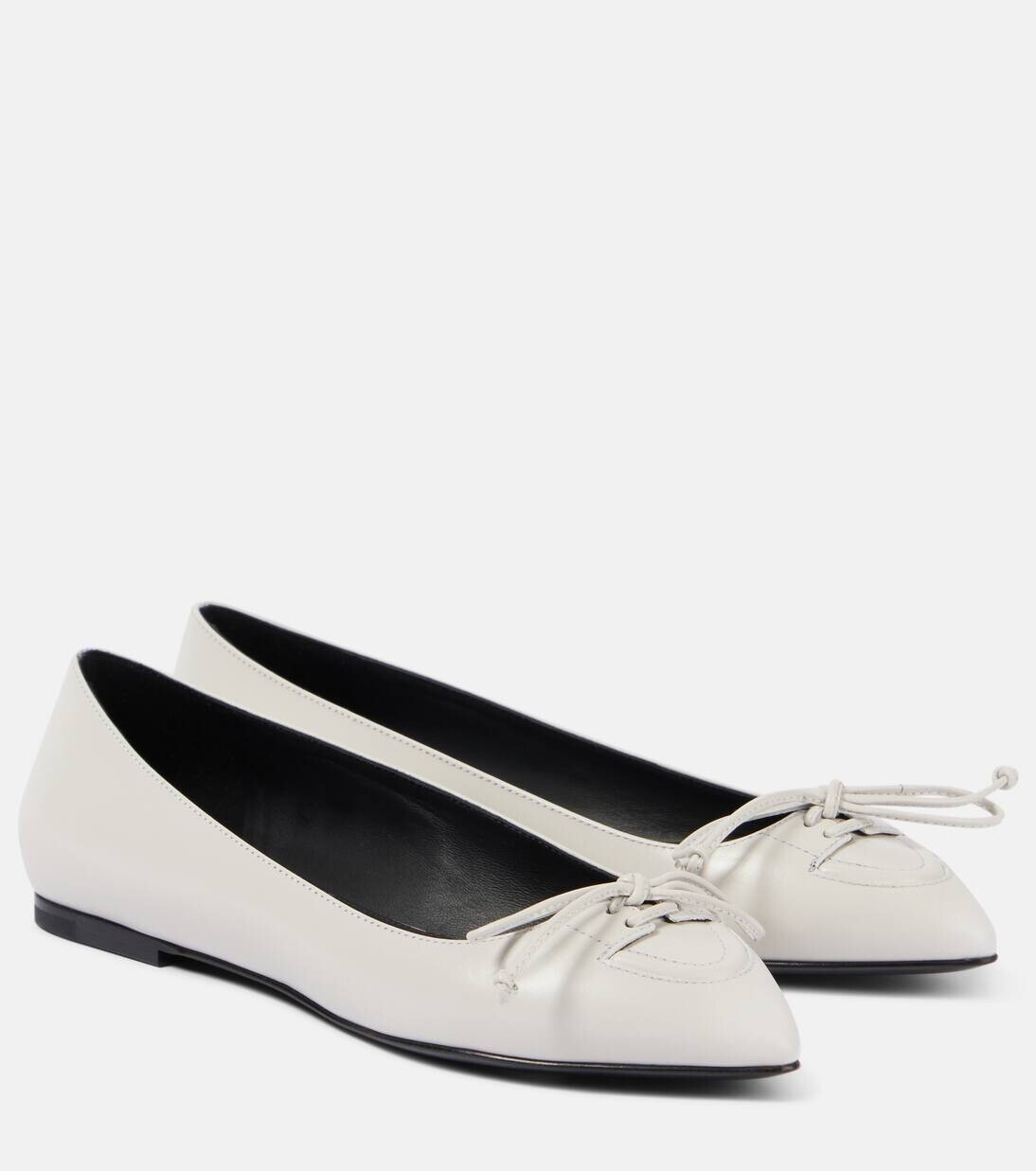 Кожаные балетки Alaïa, цвет blanc casse
