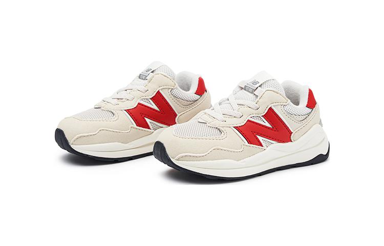 Низкие детские кроссовки New Balance бежево-красные — фото 3