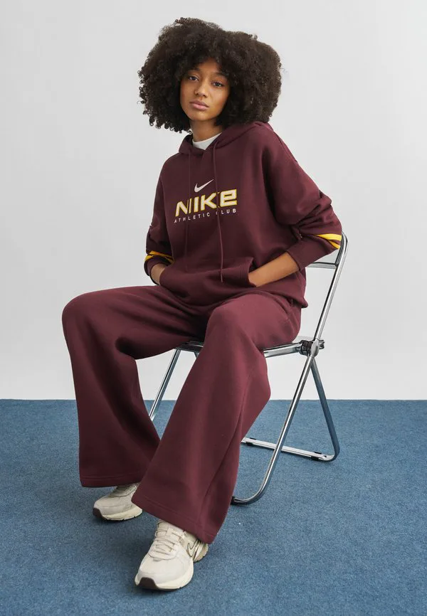 Толстовка с капюшоном Nike Sportswear, Burgundy Crush — фото 2