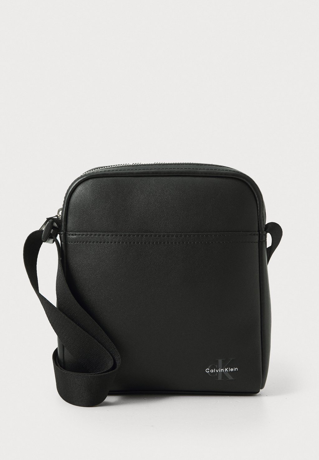 

Сумка через плечо MONO LOGO REPORTER - Across body bag Calvin Klein Jeans, черный