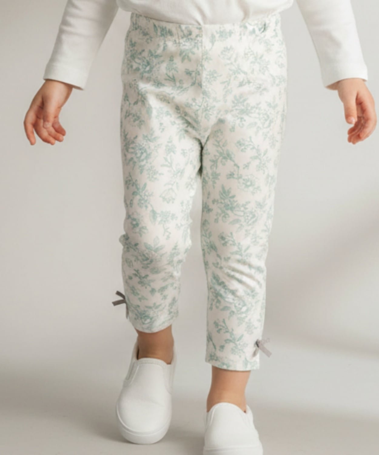 Леггинсы для девочек длиной 10 см Petit main, Light Green