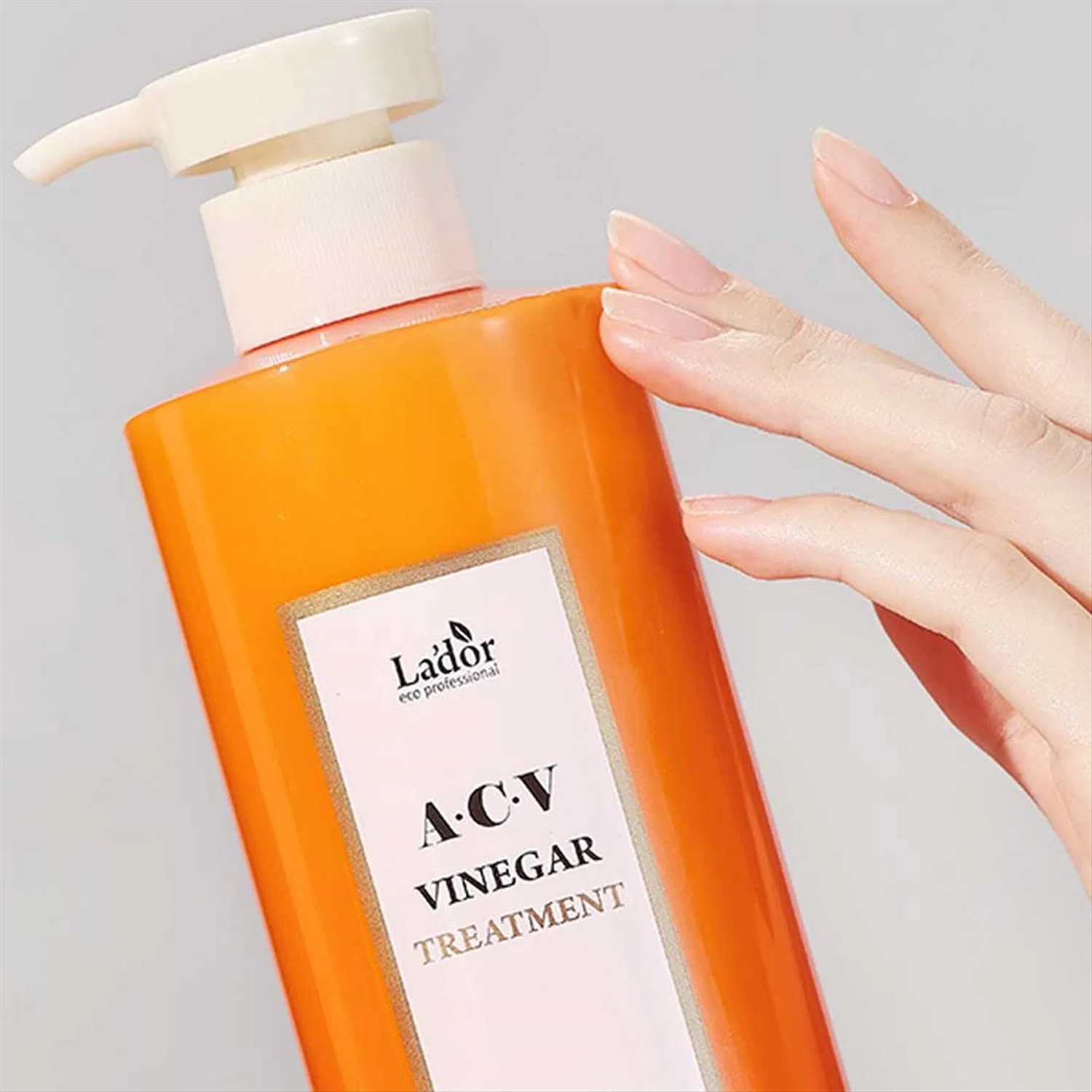 Уксусный бальзам-ополаскиватель для волос Lador ACV Vinegar Treatment, 430 мл Generic — фото 2