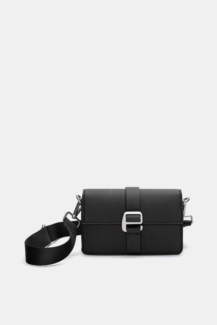 

Сумка через плечо с пряжкой Pull And Bear, черный
