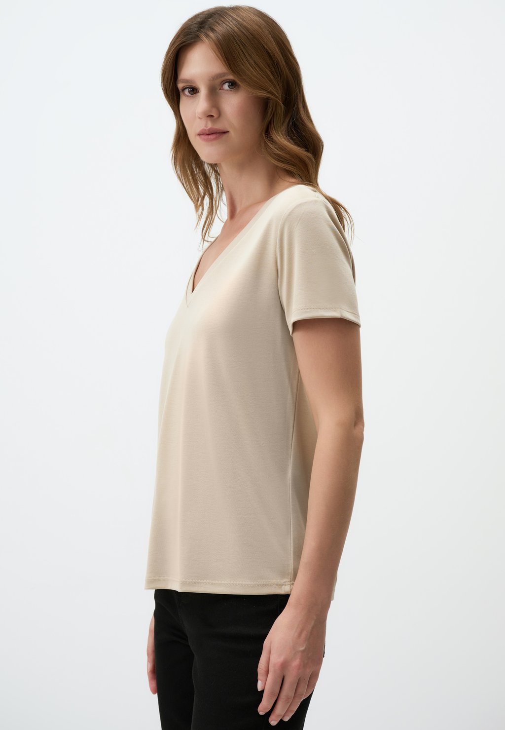 

Базовая футболка V-NECK SHORT SLEEVE Jimmy Key, бежевый