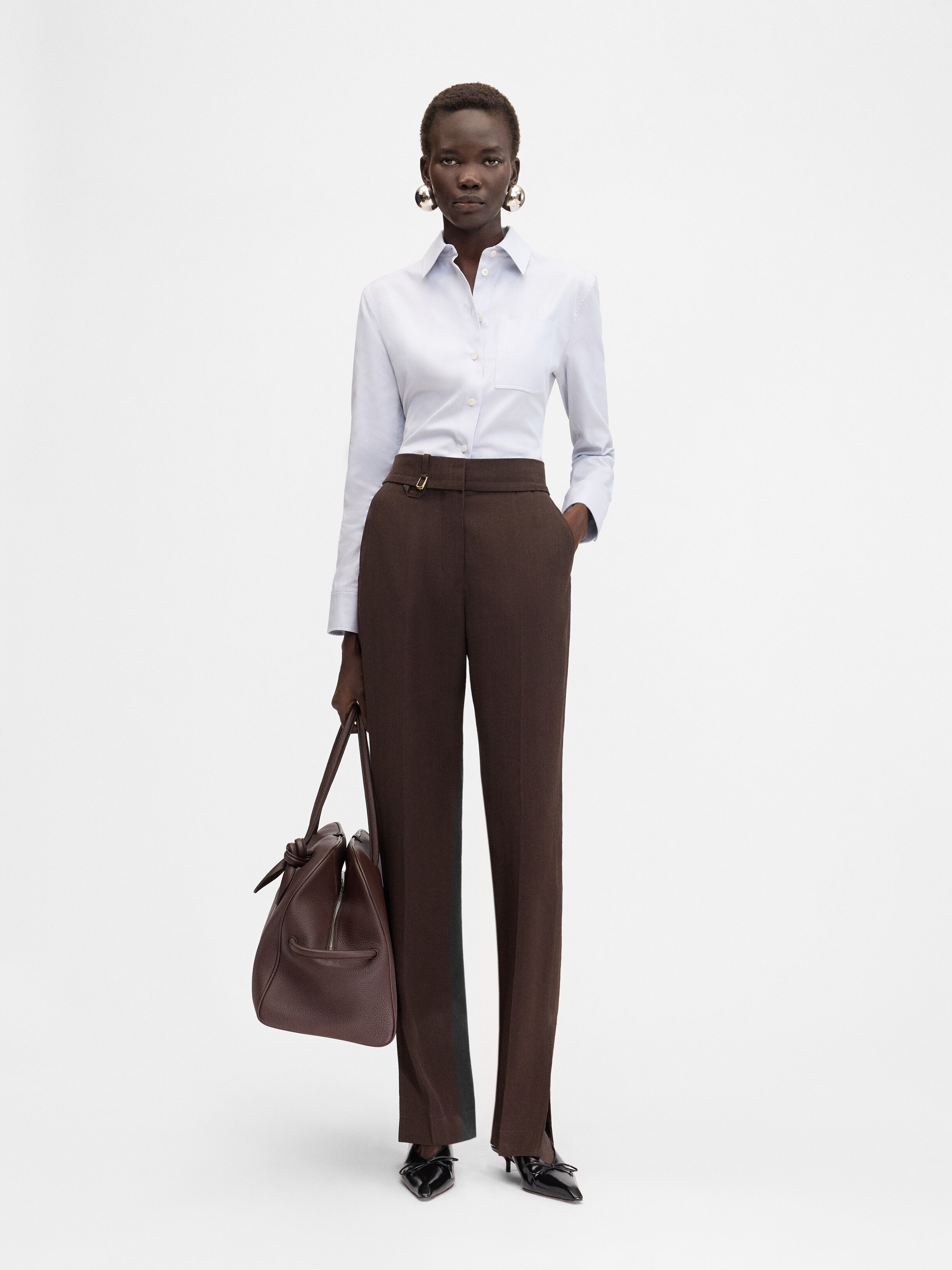 

Разрезные брюки JACQUEMUS The Tibau pants, темно-коричневый