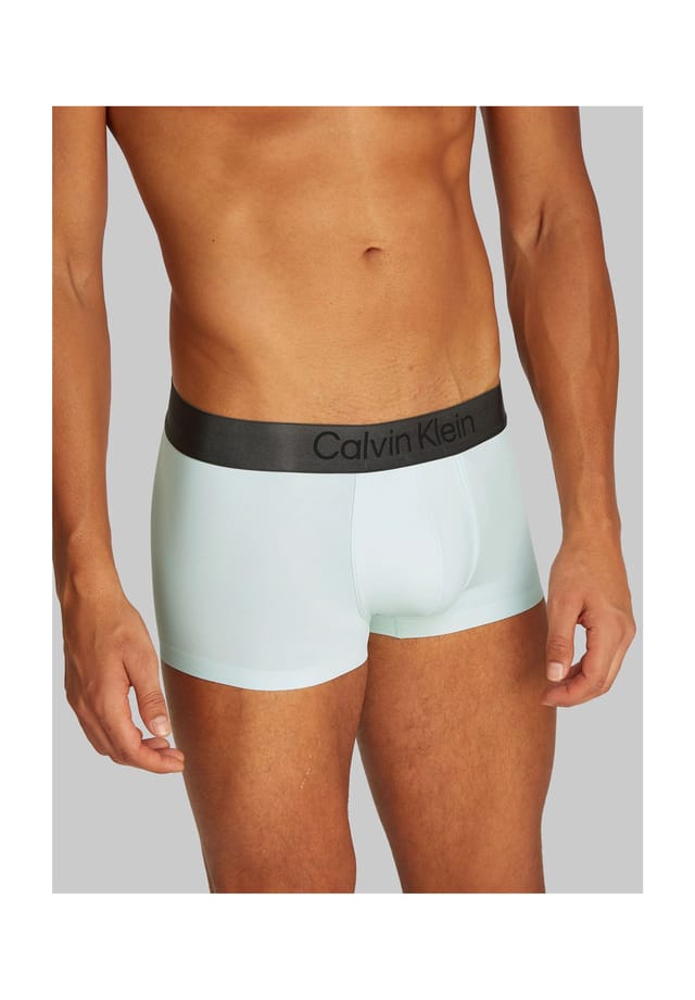 

Короткие штаны Calvin Klein, цвет chj moonlight jad