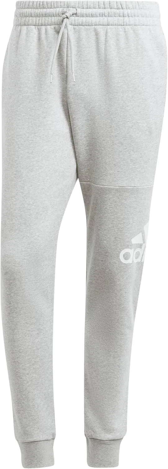 Мужские флисовые брюки Adidas Essentials с зауженными манжетами и большим логотипом, серый
