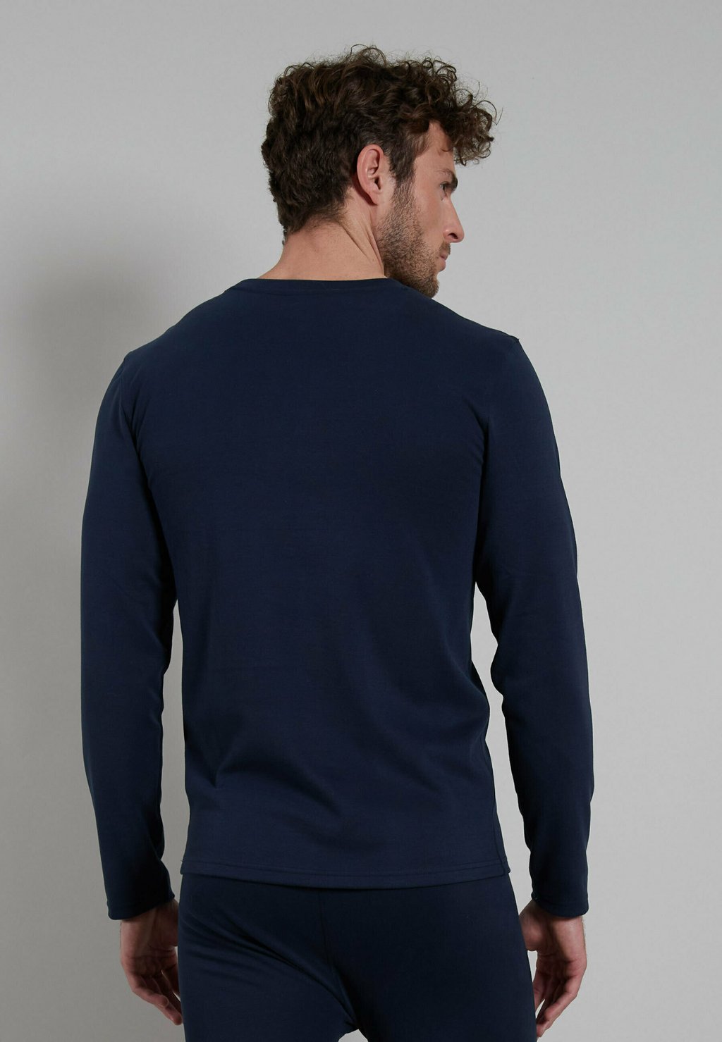 

Базовый слой THERMO LONGSLEEVE Götzburg, темно-синий