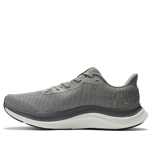 

Кроссовки fuelcell propel v4 New Balance, серый