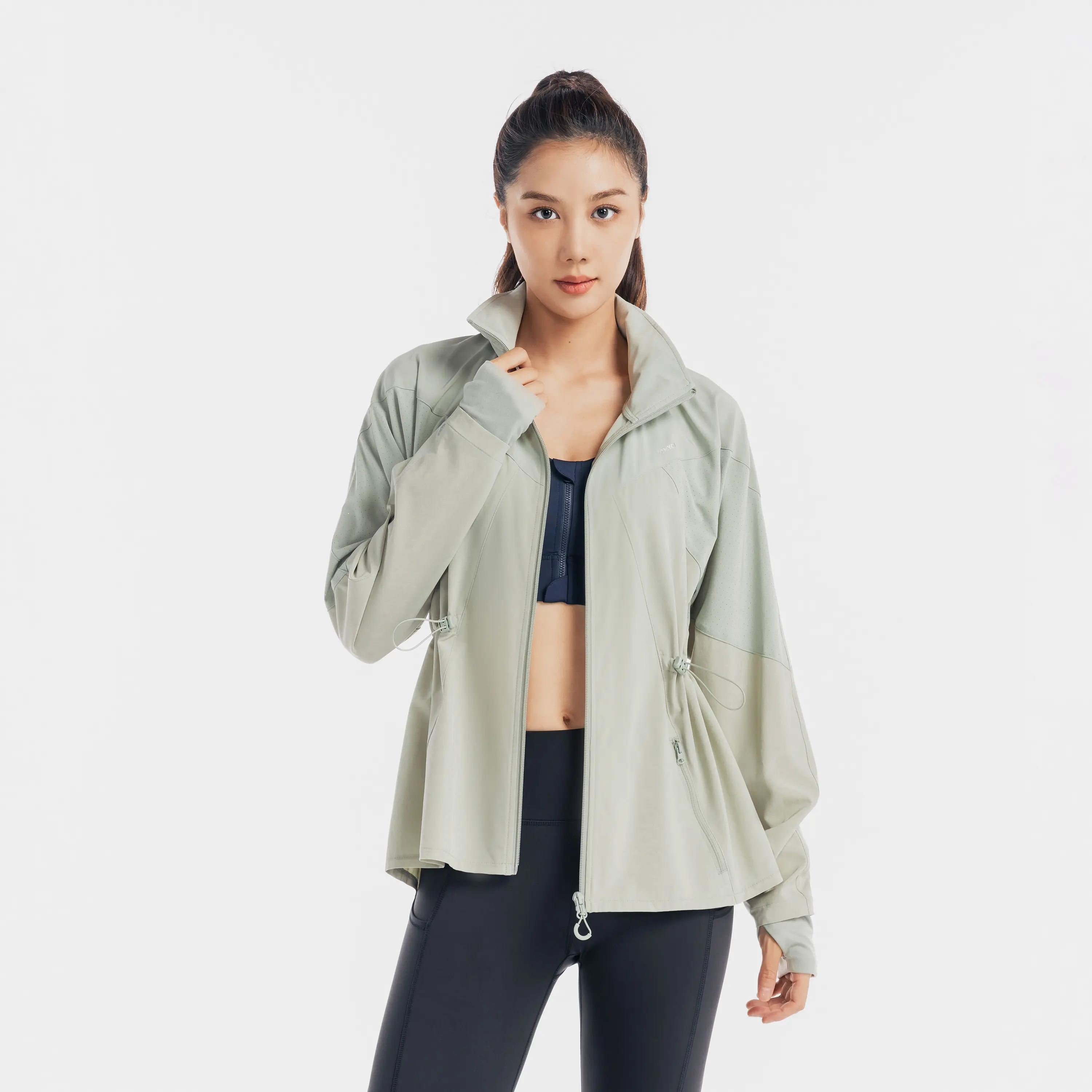 

Женская базовая тренировочная худи Domyos - небесно-зелёная