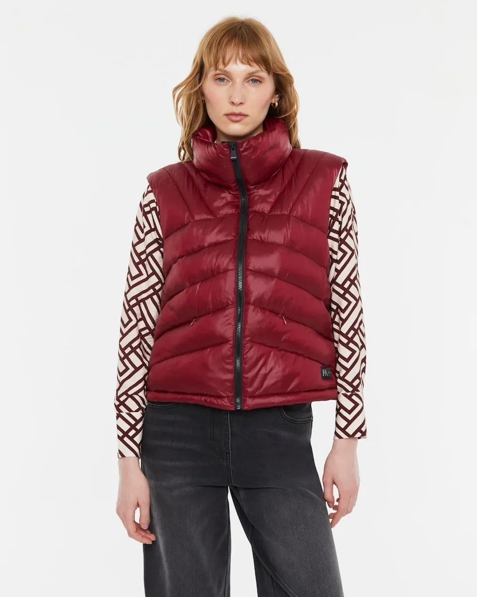 

Женский короткий стеганый жилет Andam, красный