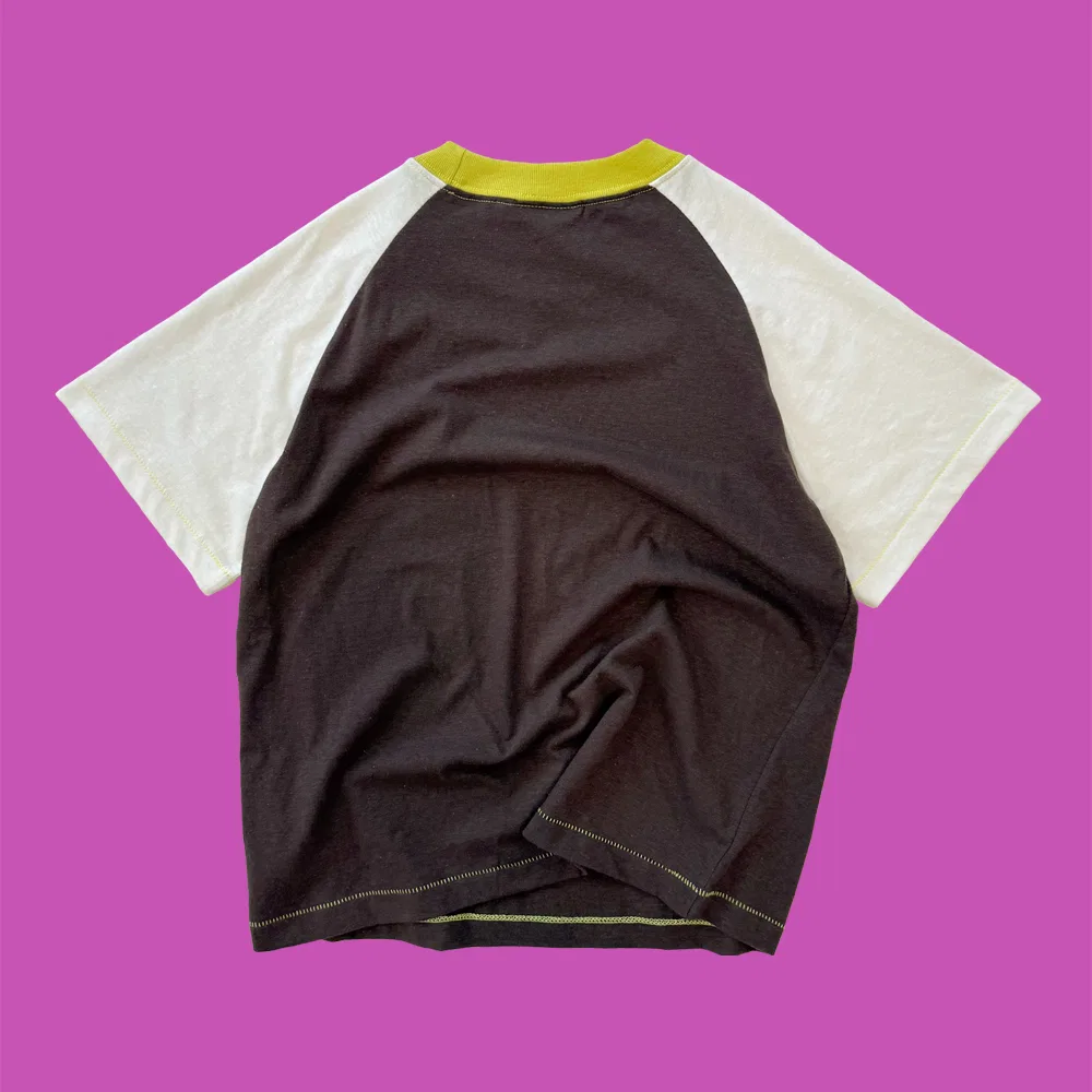 Детская футболка Smile Raglan с коротким рукавом коричневая от Frise — фото 2