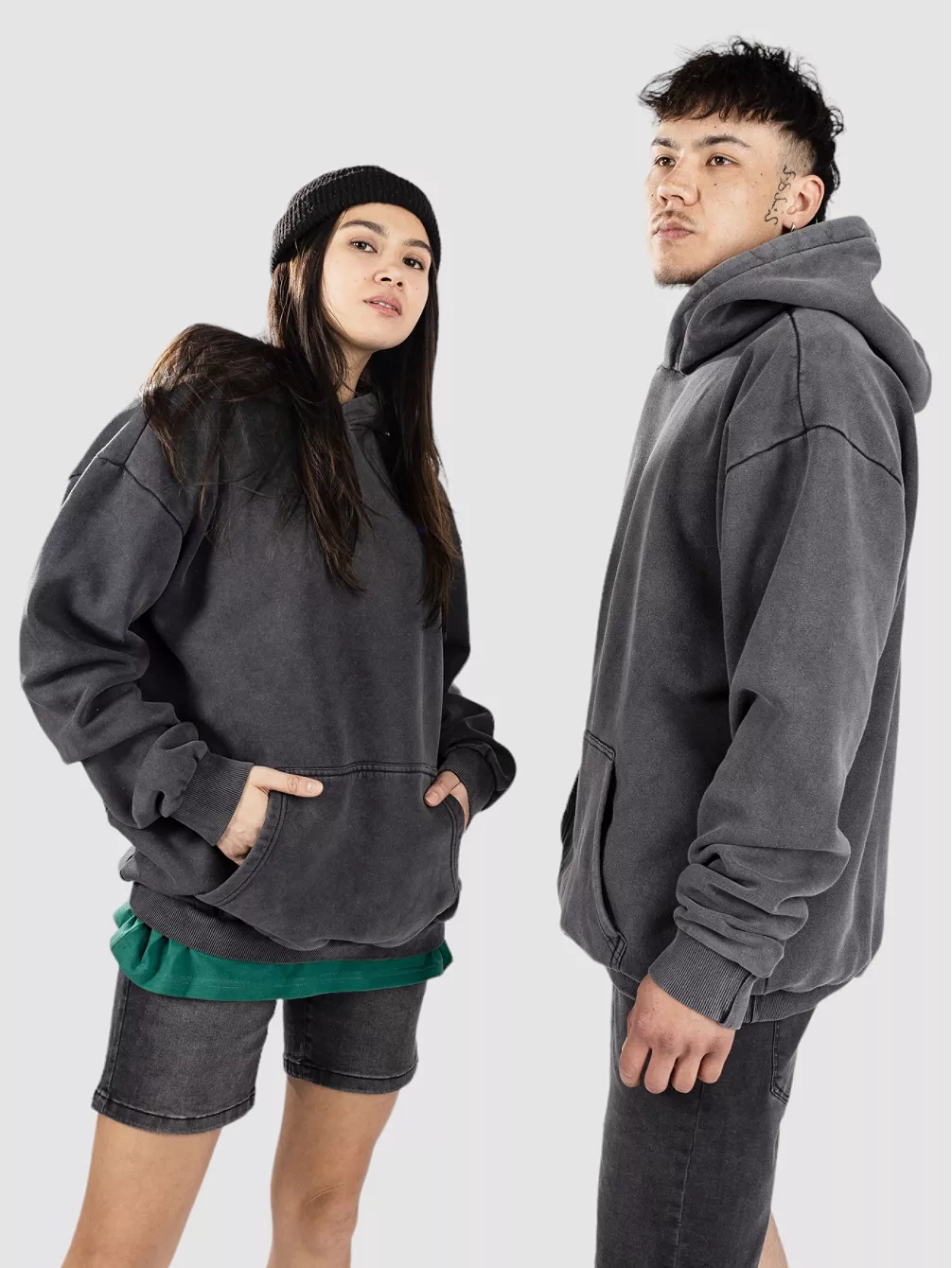 

Худи с эффектом потертости Urban Classics, черный