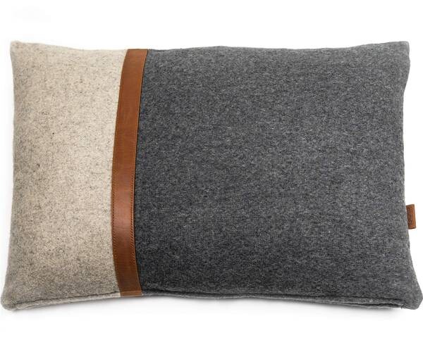 

Наволочка miqio Design Oslo, 40x1x60 см цвет mit lederstreifen