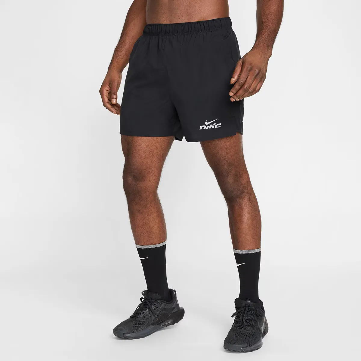 

Мужские шорты Nike Challenger 5DF Flash, чёрный