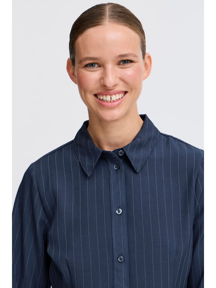 

B. young Короткая рубашка BYMMIDDE - легкая тканая, приталенный крой, в сине-полосатую расцветку