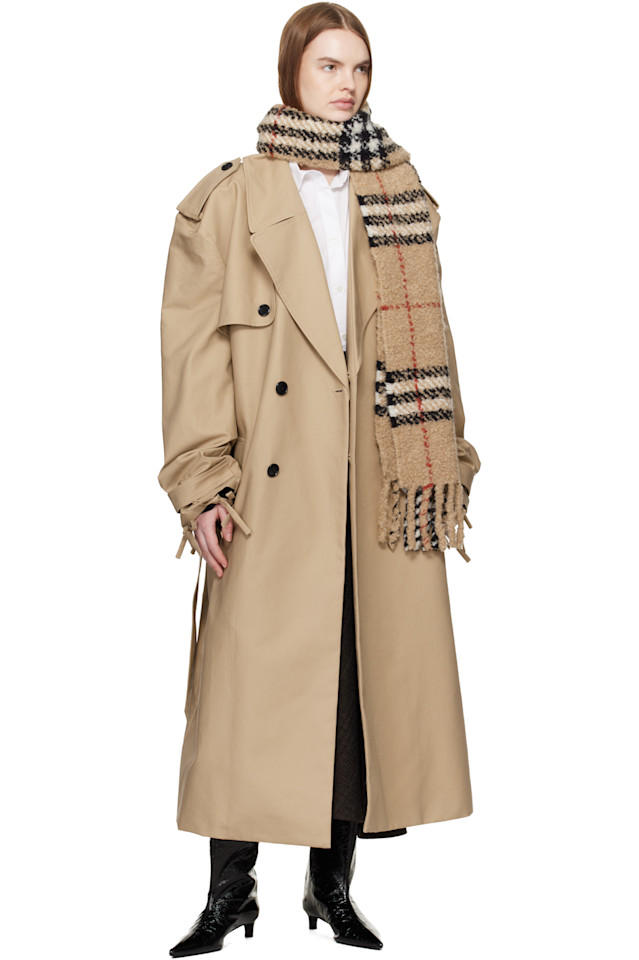 Burberry Шарф букле из смесовой шерсти альпаки бежевого цвета в клетку — фото 2
