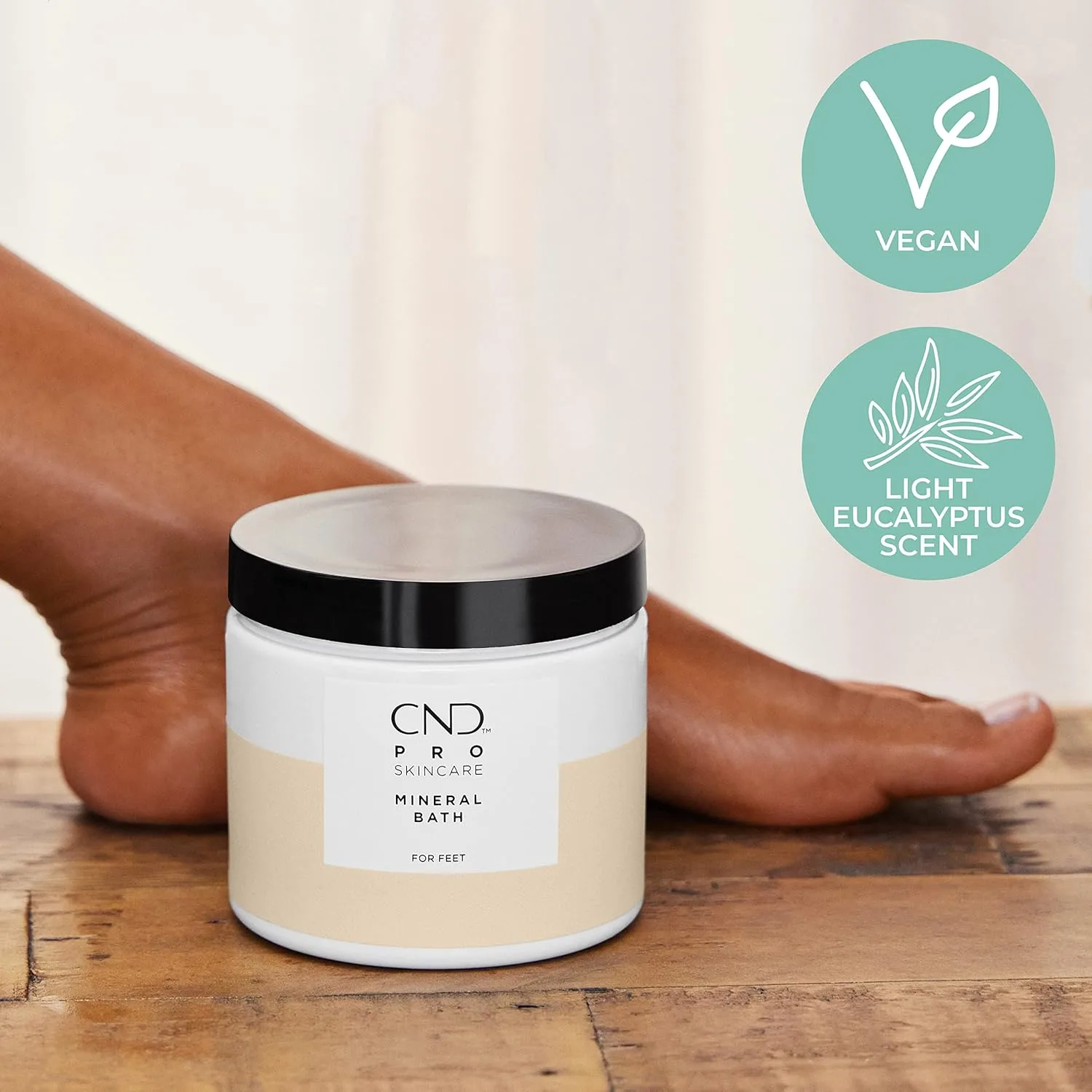 CND Pro Skincare для ног: минеральная ванна, скраб с морской солью, средство для удаления натоптышей и интенсивное увлажнение | Vegan, формула натурального происхождения — фото 3